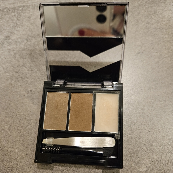 Sephora Eyebrow Editor in Medium Brown no°02 - Picture 3 of 5
